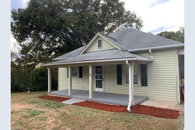 925 Lincoln Street - Photo 1