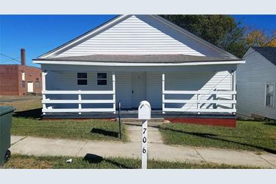 706 Hamilton Street - Photo 1