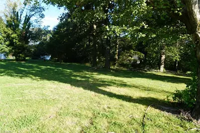 104 E Lee Avenue, Yadkinville, NC 27055 - Photo 13