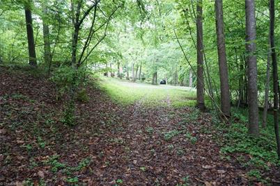 01 Woodridge Lane, Yadkinville, NC 27055 - Photo 17