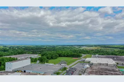 529 E Main Street, Yadkinville, NC 27055 - Photo 7