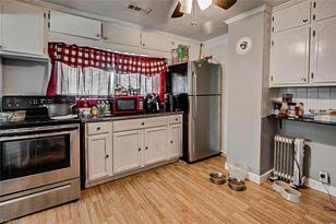 611 Tucker St, Asheboro, NC 27203 - Photo 9