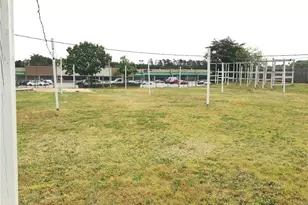 804 S Van Buren Rd, Eden, NC 27288 - Photo 5