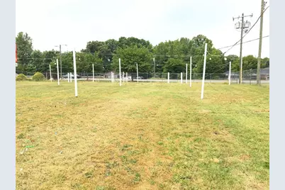 804 S Van Buren Road, Eden, NC 27288 - Photo 3