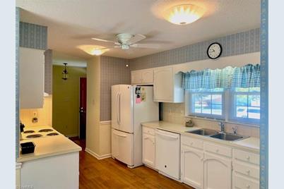 1405 Cherry Drive, Burlington, NC 27215 - Photo 7