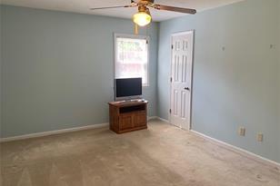 1405 Cherry Dr, Burlington, NC 27215 - Photo 17