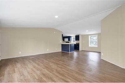 7312 Acropolis Drive, Parkton, NC 28371 - Photo 5