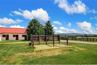 100 Equus Loop, Natural Bridge, VA 24578 - Photo 3