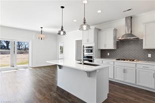 1698 Ashmead Ln - Photo 7