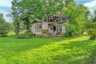 737 Joyce Cir, High Point, NC 27265 - Photo 13