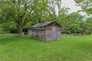 737 Joyce Cir, High Point, NC 27265 - Photo 21