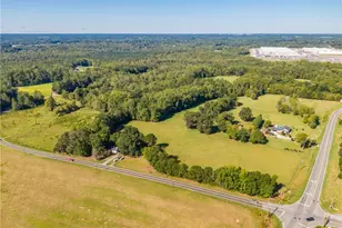 5936 Burlington Rd, McLeansville, NC 27301 - Photo 3