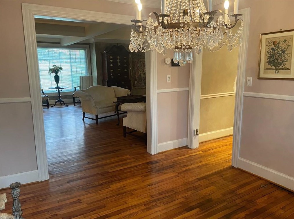 802 Lake Dr, Thomasville NC  27360-2625 exterior