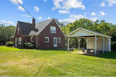 466 S Main Street, King, NC 27021 - Photo 3