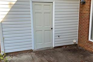 3933 Valley Ct, Winston-Salem, NC 27106 - Photo 3