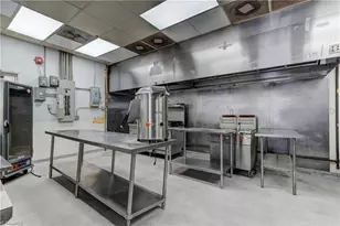 247 W Kings Hwy, Eden, NC 27288 - Photo 19