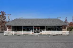 247 W Kings Hwy, Eden, NC 27288 - Photo 9