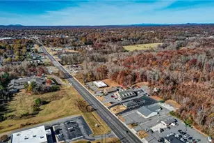 247 W Kings Hwy, Eden, NC 27288 - Photo 5