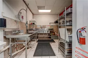 247 W Kings Hwy, Eden, NC 27288 - Photo 25