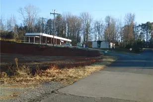 243 E 1st St, Denton, NC 27239 - Photo 5