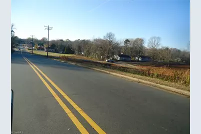 243 E 1st Street, Denton, NC 27239 - Photo 3