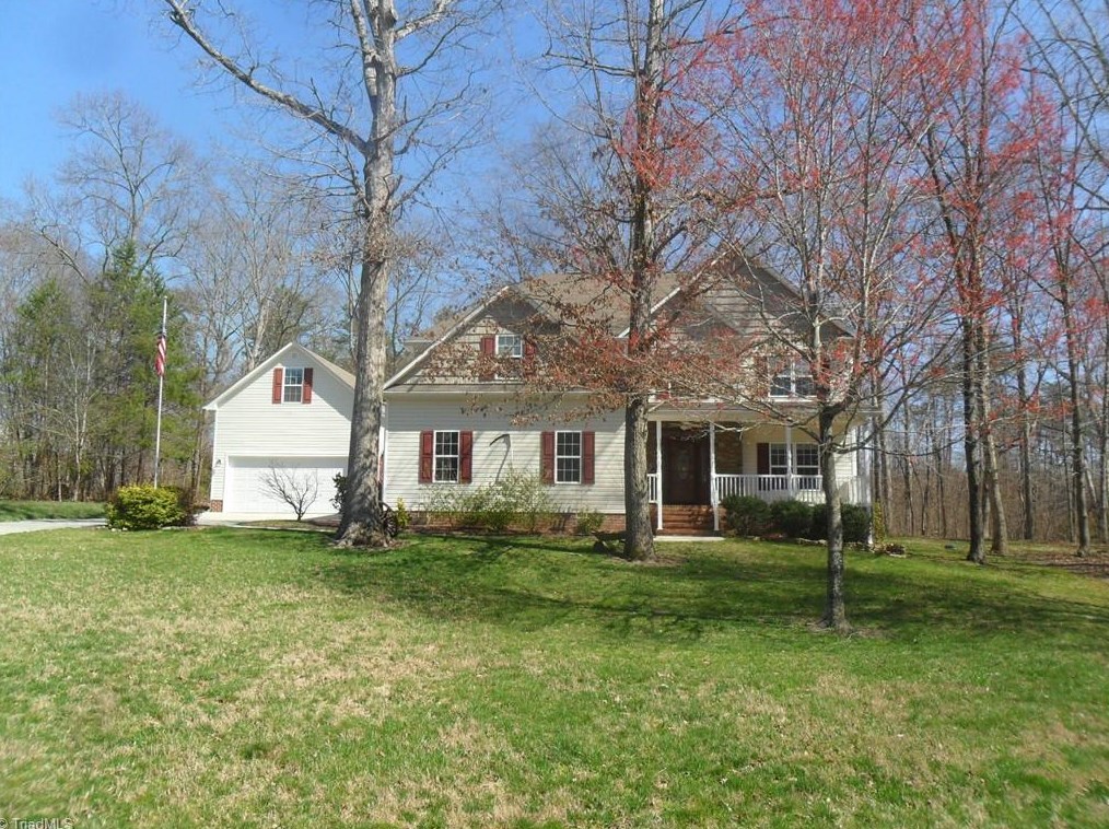 8512 Springbirch Ter, Stokesdale NC  27357-8591 exterior