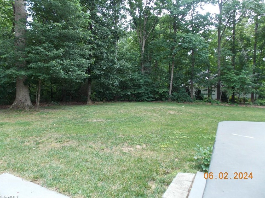 8512 Springbirch Ter, Stokesdale NC  27357-8591 exterior