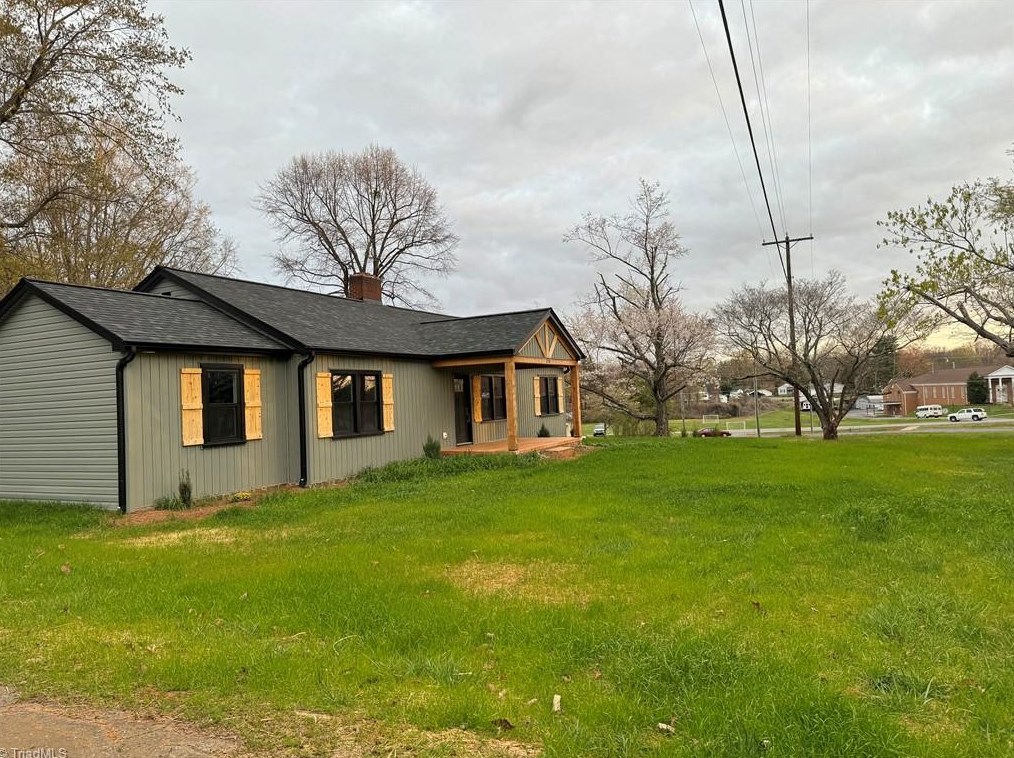 210 Kirby Rd, King NC  27021-9492 exterior