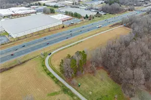 7340 Old Country Ln, Mebane, NC 27302 - Photo 17