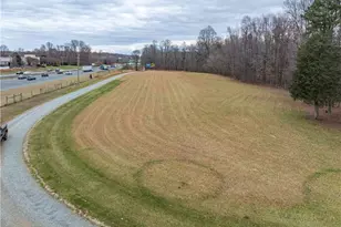 7340 Old Country Ln, Mebane, NC 27302 - Photo 23