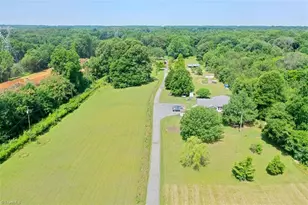 5729 Julian Airport Rd, Liberty, NC 27298 - Photo 19