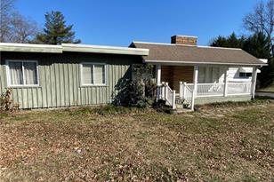 1632 N Main St, Mount Airy, NC 27030 - Photo 3