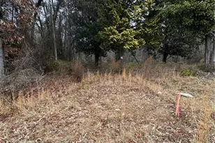 349 E King St, King, NC 27021 - Photo 3