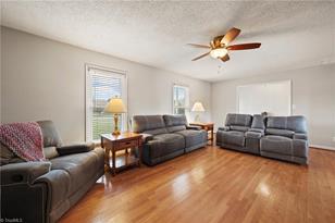 2908 Spencers Grove Rd - Photo 5