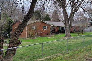 5114 Brook Cir - Photo 3