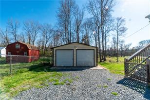 3555 Meadowdale Ln - Photo 3