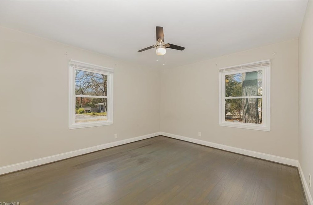 3508 Cloverdale Dr, Greensboro NC  27408-2904 exterior