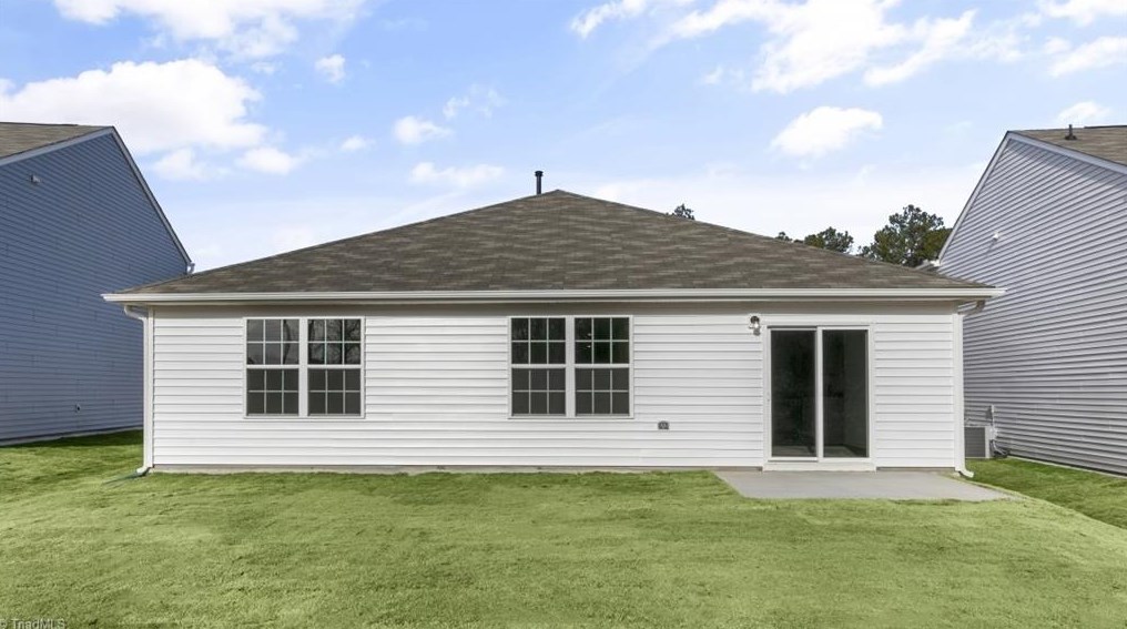 515 Oak Summit Rd, Winston Salem NC  27105-1739 exterior