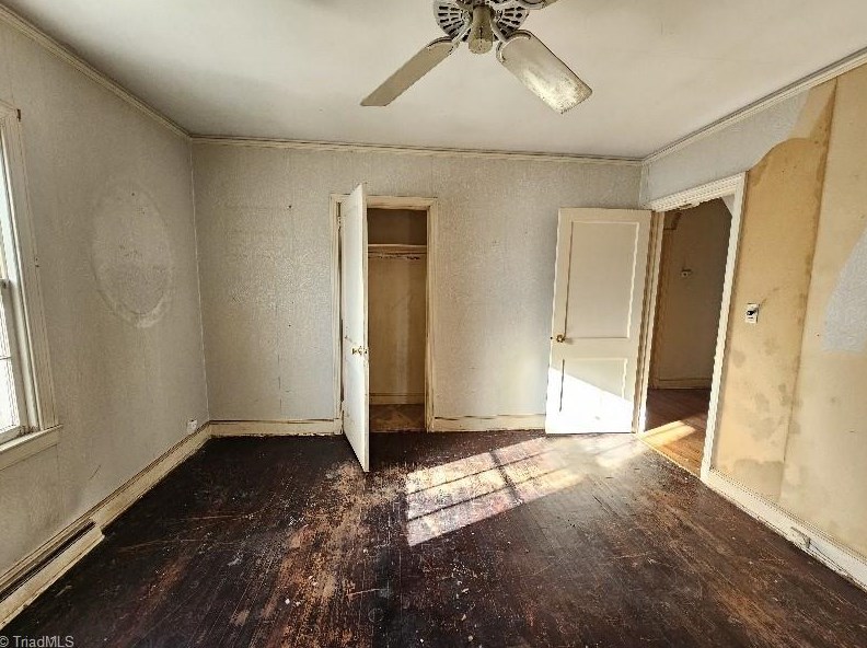 1521 Colonial Ave, Greensboro NC  27408-4907 exterior