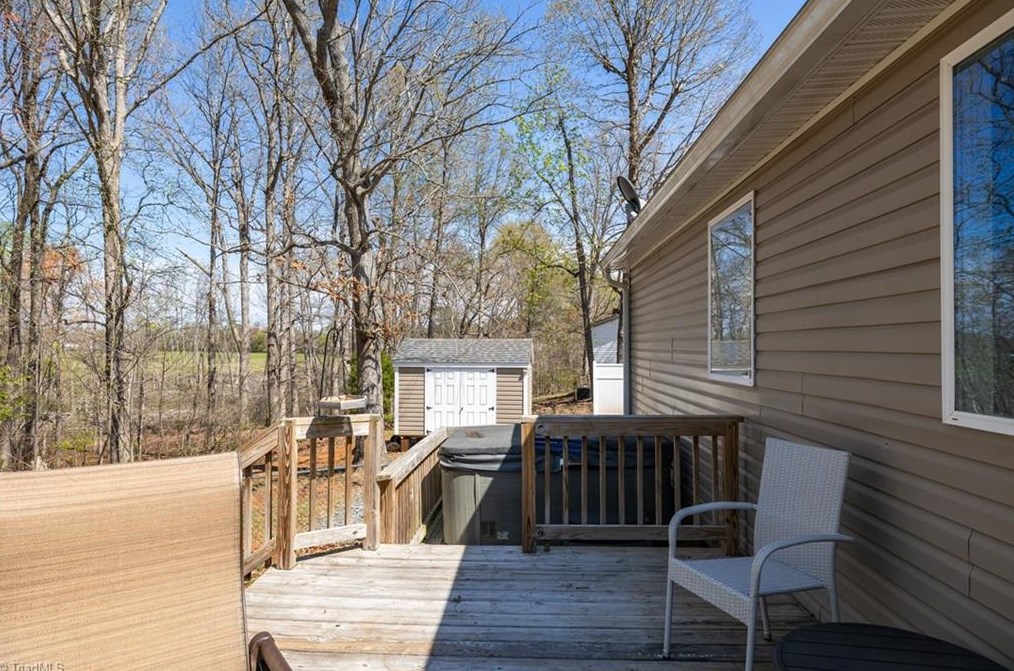 410 Bill Lohr Rd, Lexington NC  27292-6735 exterior