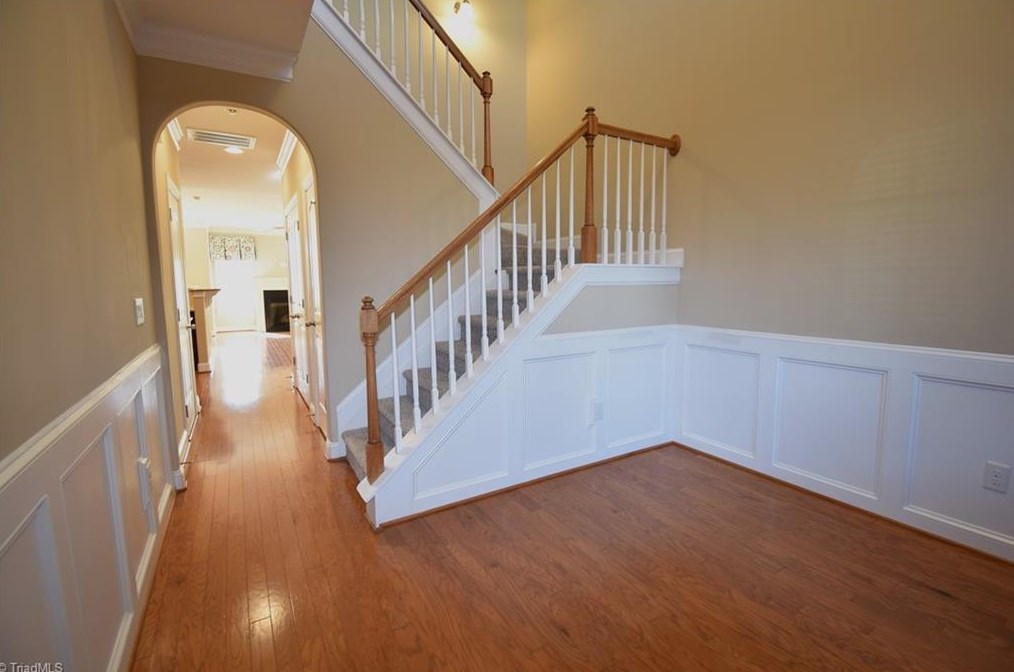 712 Carneros Cir, High Point NC  27265-9485 exterior