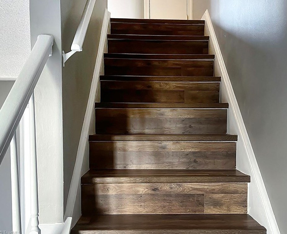 4207 Baylor St, Greensboro NC  27455-2560 exterior