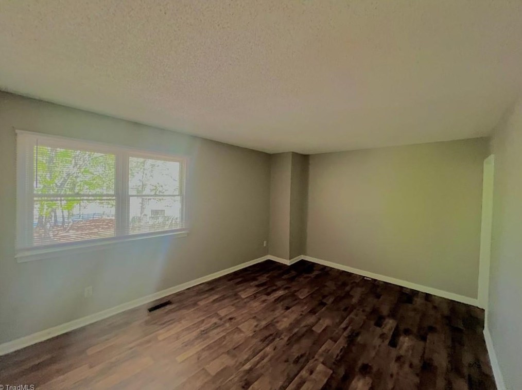 4207 Baylor St, Greensboro NC  27455-2560 exterior