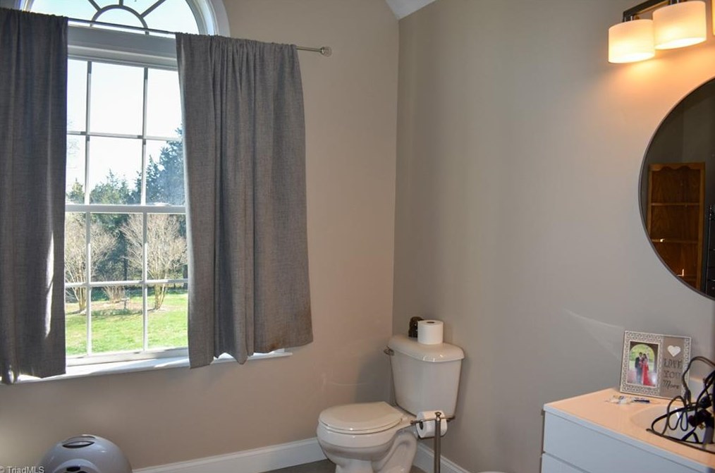 7023 Nc Highway 150, Lexington NC  27295-5274 exterior