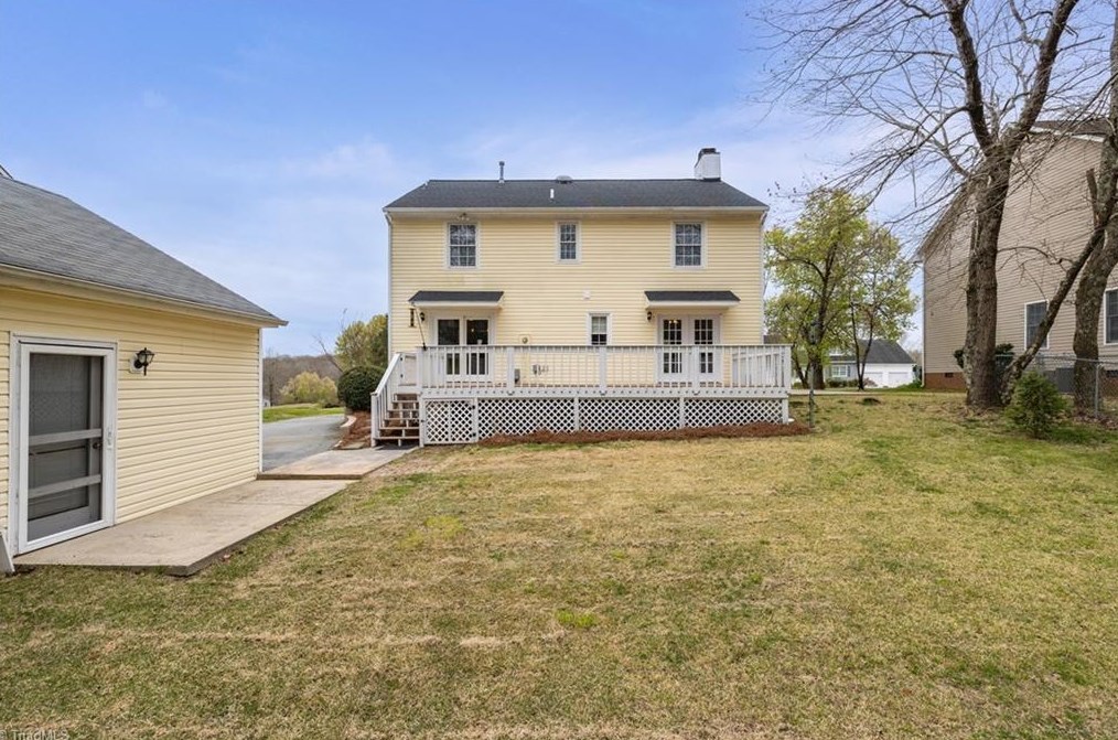 307 Ridgeland Dr, High Point NC  27262-8329 exterior