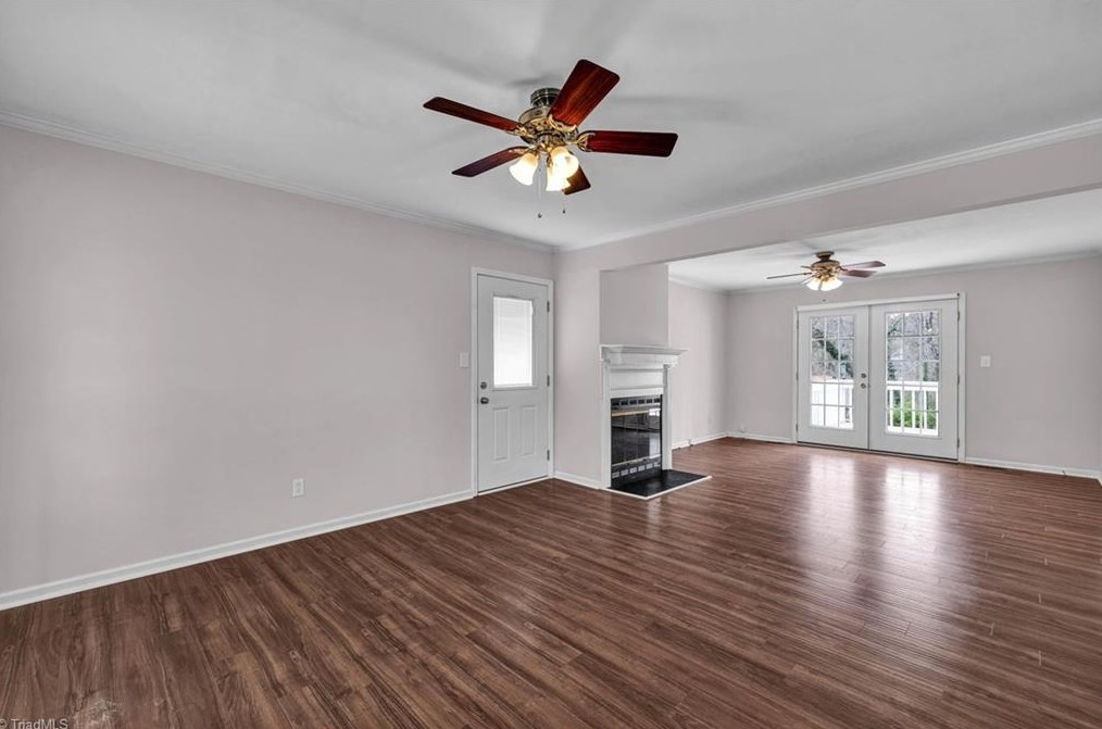 307 Ridgeland Dr, High Point NC  27262-8329 exterior