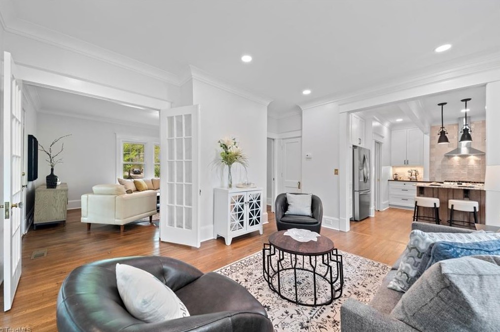 1000 Fairmont St, Greensboro NC  27401-1727 exterior