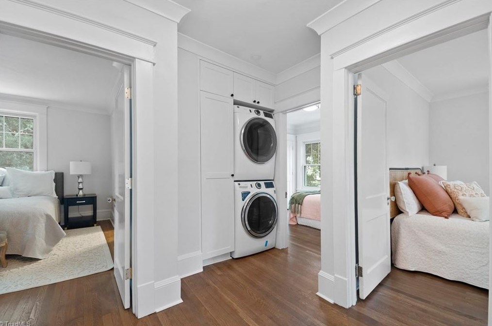 1000 Fairmont St, Greensboro NC  27401-1727 exterior