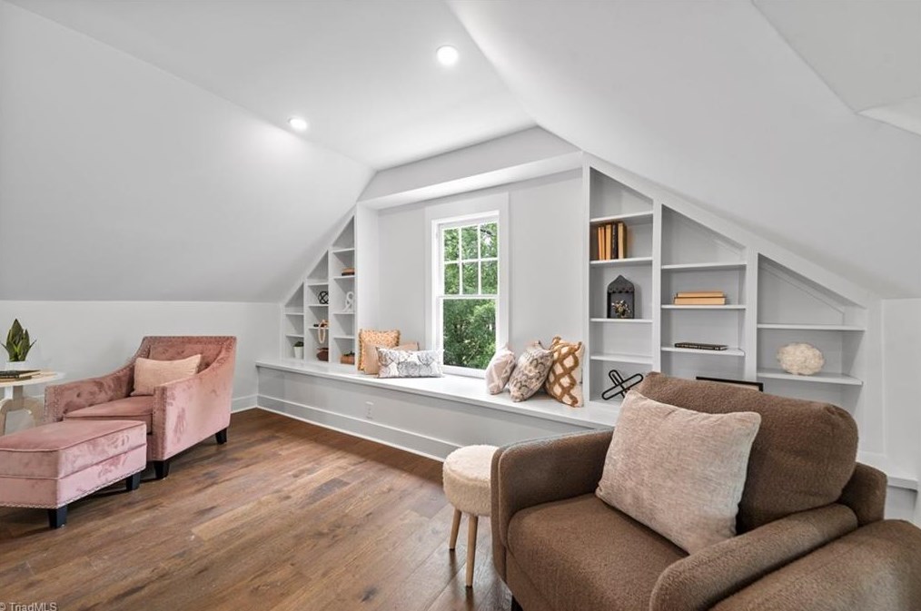 1000 Fairmont St, Greensboro NC  27401-1727 exterior