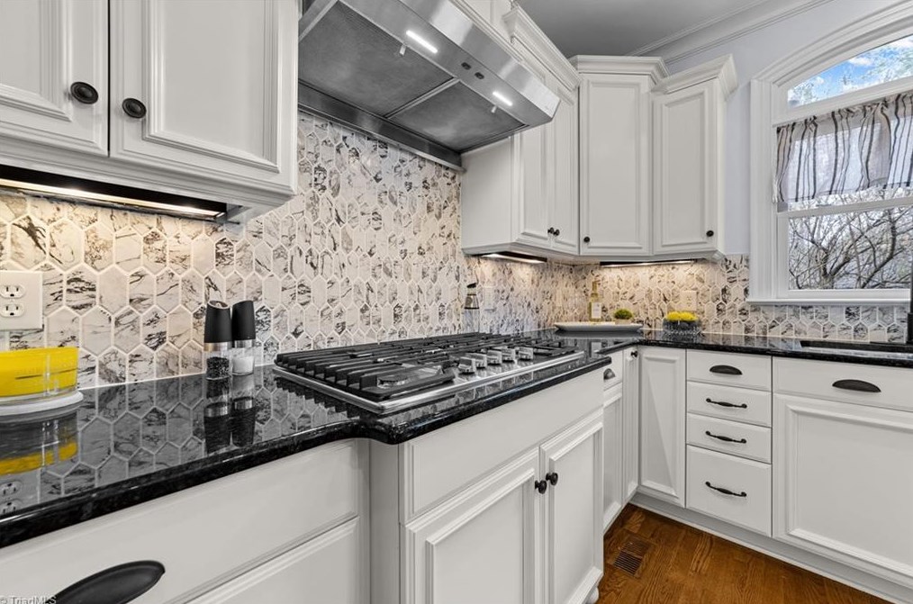 6308 Blue Aster Trce, Summerfield NC 27358-9344 exterior